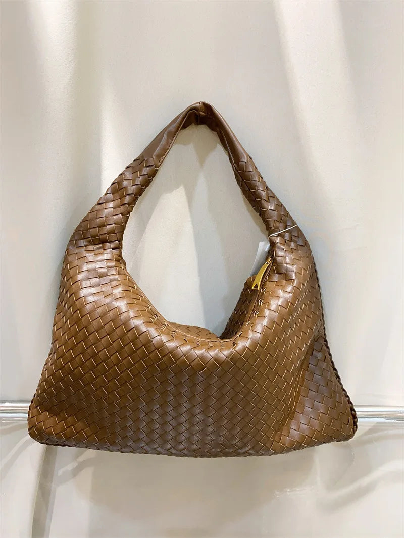 The Effortless Luxe Hobo Bag